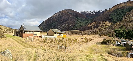 Hurunui Hut to Loch Katrine