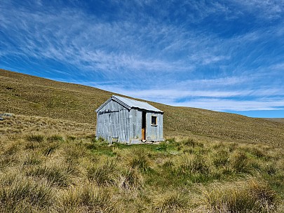 Nicholsons Hut
Photographer;&nbsp;Simon
2022-12-29&nbsp;11.16.08;&nbsp;Metadata time: '2022 Dec 29 11:16'
Original size:&nbsp;9,248 x 6,936; 23,315 kB
Filename: 2022-12-29 11.16.08 S20+ Simon - Nicholsons Hut.jpeg