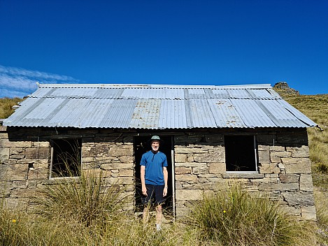 Brian outside Whites Hut off Symes Road
Photo: Simon
2022-12-29 09.55.00; '2022 Dec 29 09:55'
Original size: 9,248 x 6,936; 21,195 kB
2022-12-29 09.55.00 S20+ Simon - Brian outside Whites Hut off Symes Road.jpeg