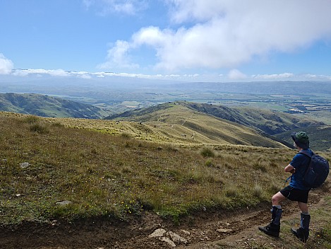 Brian on the way up the Dunstan Mountains
Photo: Simon
2022-12-31 10.13.40; '2022 Dec 31 10:13'
Original size: 9,248 x 6,936; 16,922 kB