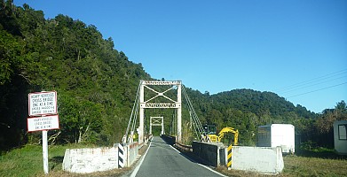 Moeraki River to Middle Head hut