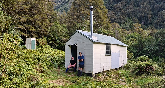 With Brian at Middle Head Hut
Photo: Simon
2023-04-16 16.24.56; '2023 Apr 16 16:24'
Original size: 11,408 x 6,124; 22,465 kB; stitch