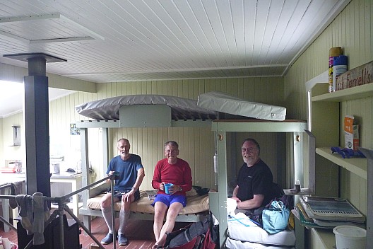 Brian, Philip, and Simon in Blue River hut
Photo: Philip
2023-04-17 15.33.07; '2023 Apr 17 15:33'
Original size: 4,320 x 2,880; 5,112 kB
