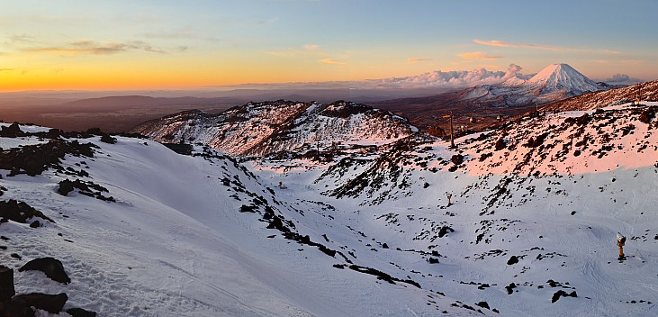 Sunset across Tennants gully
Photo: Adrian
2023-08-05 17.31.01; '2023 Aug 05 17:31'
Original size: 12,578 x 6,053; 11,398 kB; stitch
2023-08-05 17.31.01 S20+ Adrian -  Sunset across Tennants gully_stitch.jpg