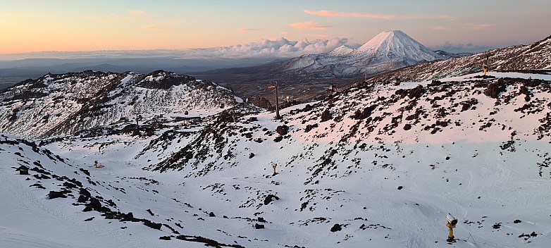 Sunset across Tennants gully
Photo: Adrian
2023-08-05 17.34.47; '2023 Aug 05 17:34'
Original size: 4,032 x 1,816; 2,660 kB