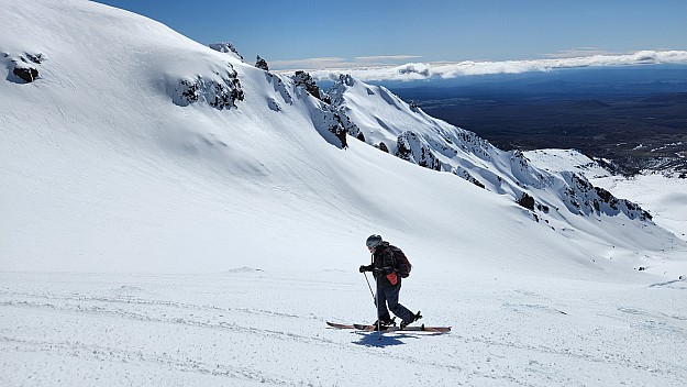 Simon skinning back up to Pinnacle Ridge
Photo: Paul Bagshaw
2023-08-30 13.08.23; '2023 Aug 30 13:08'
Original size: 4,000 x 2,252; 2,176 kB
2023-08-30 13.08.23 1000009723 Paul Bagshaw - Simon skinning back up to Pinnacle Ridge.jpeg Simon skinning back up to Pinnacle Ridge
Photo: Paul Bagshaw
2023-08-30 13.08.23; '2023 Aug 30 13:08'
Original size: 4,000 x 2,252; 2,176 kB
2023-08-30 13.08.23 1000009723 Paul Bagshaw - Simon skinning back up to Pinnacle Ridge.jpeg
