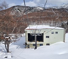 At the Prince Hotel East Wing skiing at Okushiga Kōgen
Leaving Okushiga Gondola bottom station
Photo: Jim
2024-03-03 13.51.57; '2024 Mar 03 13:51'
Original size: 2,867 x 2,474; 2,372 kB