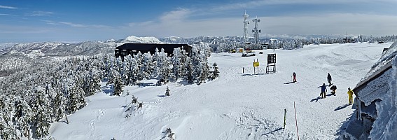 Ski Yokoteyama, Shibutoge, and Kumanoyu 
Mt Yokote
Photo: Adrian
2024-03-08 10.31.53; '2024 Mar 08 10:31'
Original size: 19,690 x 6,949; 17,338 kB; stitch
2024-03-08 10.31.53 S20+ Adrian - Mt Yokote_stitch.jpg