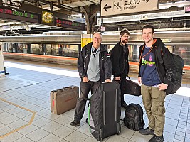 Travelling Shiga Kōgen to Ōsaka through Nagano and Nagoya
Jim, Kevin, and Adrian at Nagoya Station
Photo: Simon
2024-03-13 14.02.46; '2024 Mar 13 14:02'
Original size: 9,248 x 6,936; 14,131 kB
2024-03-13 14.02.46 S20+ Simon - Jim, Kevin, and Adrian at Nagoya Station.jpeg