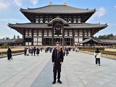 Adrian and Tōdai-ji str cr
Photo: Simon
2024-03-14 15.50.27; '2024 Mar 14 15:50'
Original size: 8,740 x 6,589; 16,836 kB; {i:2;}
2024-03-14 15.50.27 S20+ Simon - Adrian and Tōdai-ji_str_cr.jpg