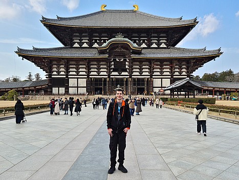 Adrian and Tōdai-ji str cr
Photo: Simon
2024-03-14 15.50.27; '2024 Mar 14 19:50'
Original size: 8,740 x 6,589; 16,836 kB; {i:2;}
2024-03-14 15.50.27 S20+ Simon - Adrian and Tōdai-ji_str_cr.jpg