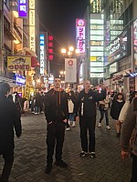 Kuromon market, Ōsaka Castle, Sumo Wrestling and Edion Arean\, Dōtonburi
Adrian and Jim in Dotonburi
Photo: Simon
2024-03-15 19.26.43; '2024 Mar 15 19:26'
Original size: 6,928 x 9,248; 11,690 kB
2024-03-15 19.26.43 S20+ Simon - Adrian and Jim in Dotonburi.jpeg
