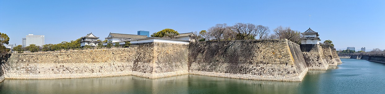 Ōsaka Castle hori
Photographer;&nbsp;Simon
2024-03-15&nbsp;12.27.17;&nbsp;Metadata time: '2024 Mar 15 12:27'
Original size:&nbsp;18,061 x 4,422; 15,194 kB;&nbsp;stitch
Filename: 2024-03-15 12.27.17 S20+ Simon - Ōsaka Castle hori_stitch.jpg