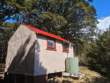 Brodrick Hut
Photo: Simon
2024-09-30 11.53.03; '2024 Sept 30 11:53'
Original size: 9,248 x 6,936; 22,969 kB
2024-09-30 11.53.03 S20+ Simon - Brodrick Hut.jpeg