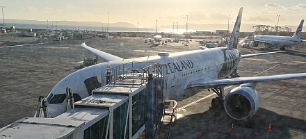 Our  787 at Auckland airport
Photographer;&nbsp;Simon
2025-02-24&nbsp;19.11.06;&nbsp;Metadata time: '2025 Feb 24 19:11'
Original size:&nbsp;6,382 x 2,901; 4,755 kB;&nbsp;cr
Filename: 2025-02-24 19.11.06 S20+ Simon - Our 787 at Auckland airport_cr.jpg