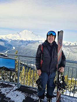 At the top of Mt Ranier Gondola
Photo: Simon
2025-02-26 10.16.26; '2025 Feb 26 10:16'
Original size: 6,928 x 9,248; 15,077 kB
2025-02-26 10.16.26 S20+ Simon - At the top of Mt Ranier Gondola.jpeg
