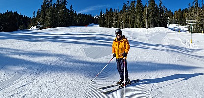Nick at the bottom of Queens
Photographer;&nbsp;Simon
2025-02-27&nbsp;09.17.52;&nbsp;Metadata time: '2025 Feb 27 09:17'
Original size:&nbsp;13,620 x 6,556; 17,982 kB;&nbsp;stitch
Filename: 2025-02-27 09.17.52 S20+ Simon - Nick at the bottom of Queens_stitch.jpg