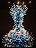 Chihuly Glass Sealfie Tower  2011
Photographer;&nbsp;Simon
2025-03-02&nbsp;12.54.13;&nbsp;Metadata time: '2025 Mar 02 12:54'
Original size:&nbsp;6,242 x 8,332; 11,994 kB;&nbsp;cr
Filename: 2025-03-02 12.54.13 S20+ Simon - Chihuly Glass Sealfie Tower 2011_cr.jpg