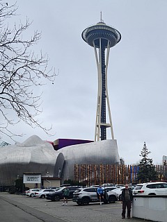 Simon and the Space Needle
Photographer;&nbsp;Simon
2025-03-02&nbsp;12.33.20;&nbsp;Metadata time: '2025 Mar 02 12:33'
Original size:&nbsp;4,086 x 5,454; 4,214 kB;&nbsp;cr
Filename: 2025-03-02 12.33.20 S20+ Simon - Simon and the Space Needle_cr.jpg