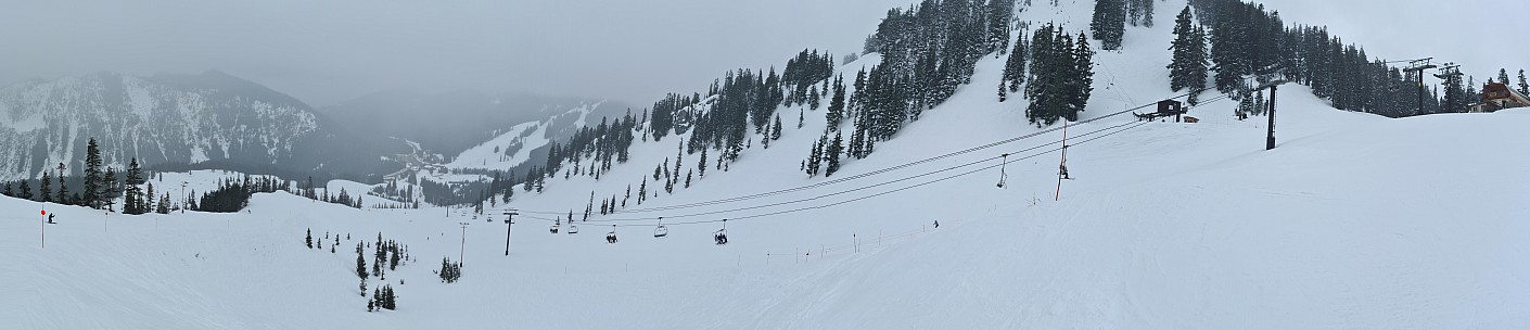 2025-03-08 09.42.38 S20+ Simon - Skyline Express and 7th Heaven_stitch.jpg: 30365x6547, 12824k (2025 Oct 07 13:00)