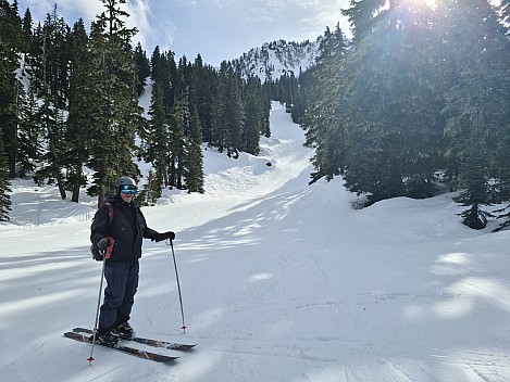 Simon and view up International
Photo: Simon
2025-03-08 14.23.58; '2025 Mar 08 14:23'
Original size: 9,248 x 6,936; 14,911 kB
2025-03-08 14.23.58 S20+ Simon - Simon and view up International.jpeg