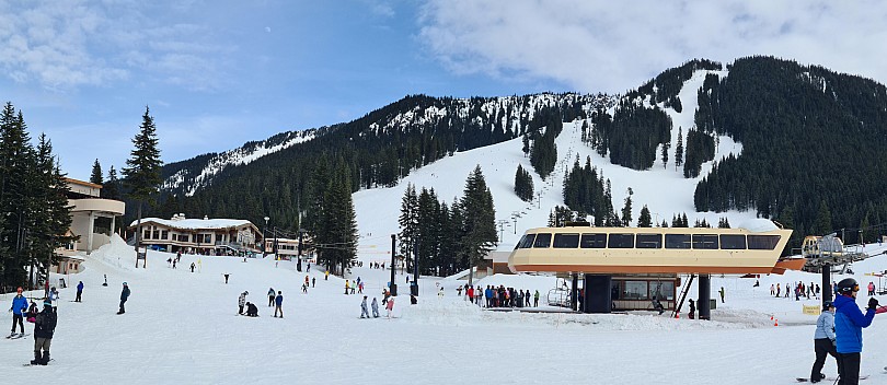 Stevens Pass Base
Photo: Simon
2025-03-08 14.43.59; '2025 Mar 08 14:43'
Original size: 11,458 x 4,979; 5,224 kB; stitch
2025-03-08 14.43.59 S20+ Simon - Stevens Pass Base_stitch.jpg