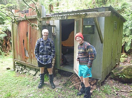 Snowy Hut Brian and Phil
Photographer;&nbsp;Simon
2012-04-25&nbsp;13.26.14;&nbsp;Metadata time: '2012 Apr 25 13:26'
Original size:&nbsp;4,000 x 3,000; 5,752 kB
Filename: 2012-04-25 13.26.14 P1030780 Simon Snowy Hut Brian and Phil.jpeg
