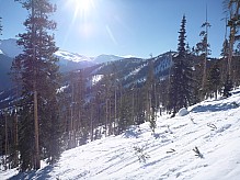 2014-01-23 10.09.44 P1000122 Simon - skiing Outhouse.jpeg: 4000x3000, 5902k (2014 Jan 24 06:09)