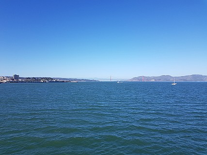 2020-02-29 09.35.55 GS8 Jim - view of Golden Gate Bridge.jpeg: 4032x3024, 3961k (2020 Mar 05 13:05)