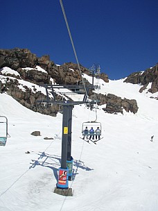 
2007-09-28&nbsp;13.26.30;&nbsp;Metadata time: '2007 Sept 28 13:26'
Original size:&nbsp;2,304 x 3,072; 2,845 kB
Filename: 2007-09-28 13.26.30 P9280121.jpeg