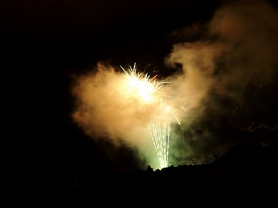 
2007-09-29&nbsp;19.35.45;&nbsp;Metadata time: '2007 Sept 29 19:35'
Original size:&nbsp;3,072 x 2,304; 2,540 kB
Filename: 2007-09-29 19.35.45 P9290170.jpeg