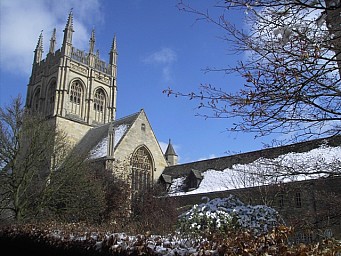 merton college with snow.jpg: 640x480, 211k (2008 Apr 13 23:11)