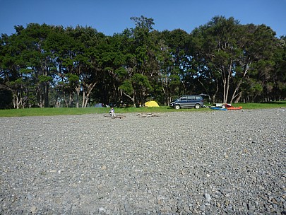 2011-11-27 07.45.07 P1020982 Simon Morison Bush campsite.jpeg: 4000x3000, 6920k (2011 Nov 27 07:45)