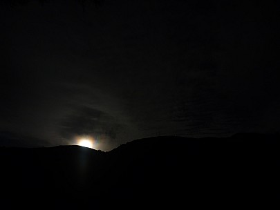 Moonrise
Photographer;&nbsp;Simon
2015-03-06&nbsp;21.24.38;&nbsp;Metadata time: '2015 Mar 06 21:24'
Original size:&nbsp;4,000 x 3,000; 2,273 kB
Filename: 2015-03-06 21.24.38 P1010802 Simon - Moonrise.jpeg