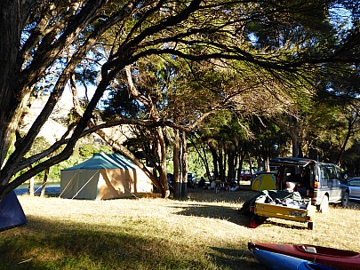 Campsite
Photographer;&nbsp;Simon
2016-03-05&nbsp;14.54.37;&nbsp;Metadata time: '2016 Mar 05 14:54'
Original size:&nbsp;4,608 x 3,456; 6,505 kB
Filename: 2016-03-05 14.54.37 P1000873 Simon - Campsite.jpeg