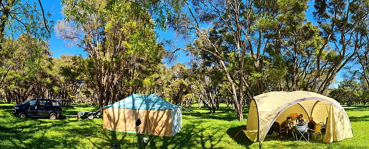 Campsite
Photographer;&nbsp;Simon
2023-11-12&nbsp;09.52.40;&nbsp;Metadata time: '2023 Nov 12 09:52'
Original size:&nbsp;23,262 x 9,425; 73,636 kB;&nbsp;stitch
Filename: 2023-11-12 09.52.40 S20+ Simon - campsite_stitch.jpg