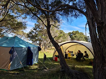 The Campsite
Photographer;&nbsp;Simon
2025-03-23&nbsp;12.57.01;&nbsp;Metadata time: '2025 Mar 23 12:57'
Original size:&nbsp;9,248 x 6,936; 23,160 kB
Filename: 2025-03-23 12.57.01 S20+ Simon - the campsite.jpeg