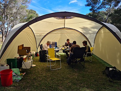 Lunch In The Shelter
Photographer;&nbsp;Simon
2025-03-23&nbsp;12.58.25;&nbsp;Metadata time: '2025 Mar 23 12:58'
Original size:&nbsp;9,248 x 6,936; 17,696 kB
Filename: 2025-03-23 12.58.25 S20+ Simon - lunch in the shelter.jpeg