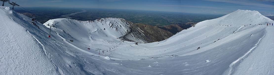 2009-08-29 12.02.00 PanoramaMaker.jpeg: 9284x2542, 3993k (2009 Sept 10 20:14)