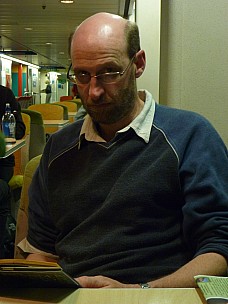 2010-04-19 20.53.02 P1010198 Simon.jpeg: 3000x4000, 4464k (2010 Apr 25 21:24)