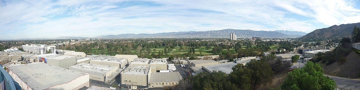 2014-01-19 09.48.00 Panorama Simon - Universal Studios_stitch.jpg: 10747x2688, 3076k (2014 Feb 16 11:49)