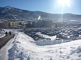 2014-01-25 09.39.22 P1000164 Simon - walking from Steamboat carpark.jpeg: 4000x3000, 5718k (2014 Jan 26 05:39)