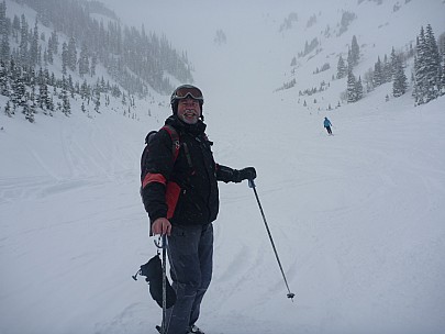 2014-02-03 11.19.18 P1000337 Simon - in bottom of Highland Bowl.jpeg: 4000x3000, 3977k (2014 Feb 04 07:19)