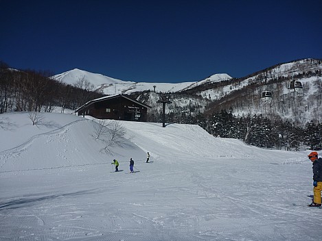 Tsuganomori Station
Photographer;&nbsp;Simon
2015-02-16&nbsp;11.31.41;&nbsp;Metadata time: '2015 Feb 16 11:31'
Original size:&nbsp;4,000 x 3,000; 5,515 kB
Filename: 2015-02-16 11.31.41 P1010642 Simon - Tsuganomori Station.jpeg