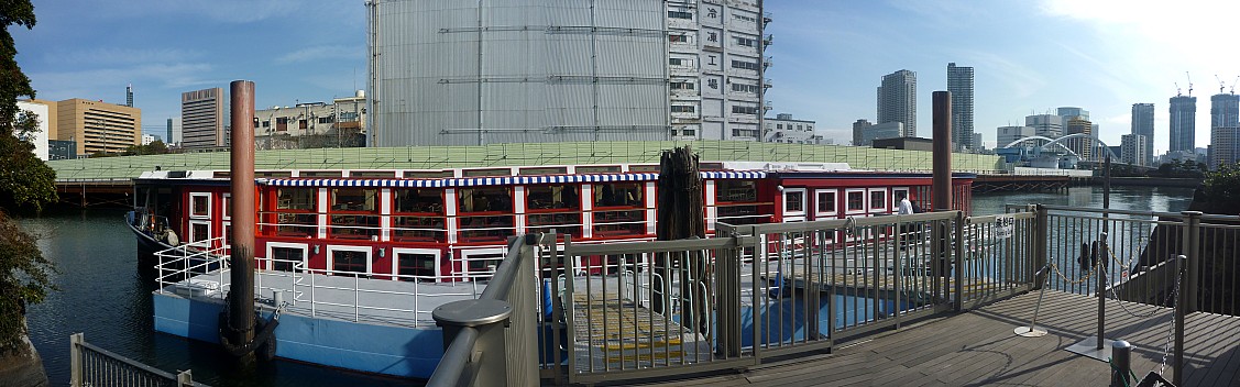Ferry at Hama-rikyu wharf
Photographer;&nbsp;Simon
2015-02-07&nbsp;10.23.00;&nbsp;Metadata time: '2015 Feb 07 10:23'
Original size:&nbsp;8,737 x 2,729; 3,380 kB;&nbsp;stitch
Filename: 2015-02-07 10.23.00 Panorama Simon - Ferry at Hama-rikyu wharf_stitch.jpg