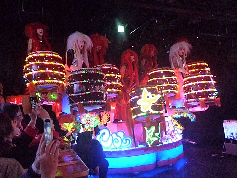 Robot Bar drummers
Photographer;&nbsp;Simon
2015-02-07&nbsp;18.07.34;&nbsp;Metadata time: '2015 Feb 07 18:07'
Original size:&nbsp;2,048 x 1,536; 812 kB
Filename: 2015-02-07 18.07.34 P1010300 Simon - Robot Bar drummers.jpeg