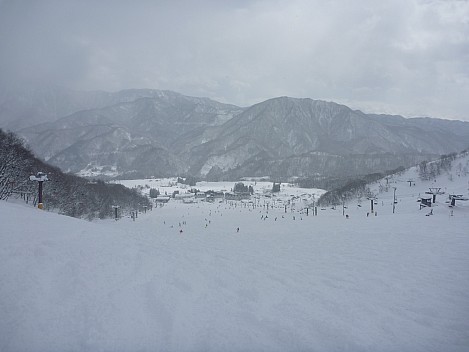 Looking down Wakaguri Central Slope after late breakfast
Photographer;&nbsp;Simon
2015-02-14&nbsp;11.08.26;&nbsp;Metadata time: '2015 Feb 14 11:08'
Original size:&nbsp;4,000 x 3,000; 3,953 kB
Filename: 2015-02-14 11.08.26 P1010550 Simon - looking down Wakaguri Central Slope after late breakfast.jpeg