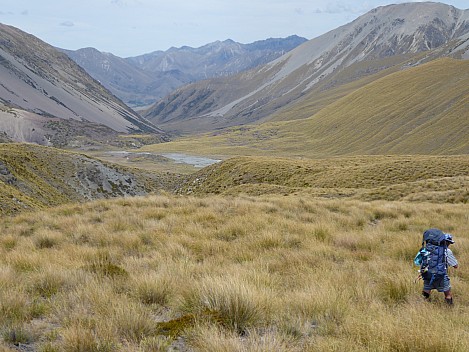 2016-01-06 12.38.49 P1000130 Brian - Snowy Gorge Hut in distant sight.jpeg: 4000x3000, 4611k (2016 Feb 14 18:26)