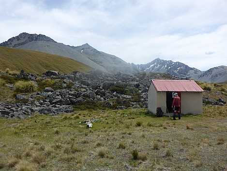 2016-01-06 13.19.20 P1000346 Simon - Bruce and Snowy Gorge Hut.jpeg: 4608x3456, 5908k (2016 Jan 06 13:19)