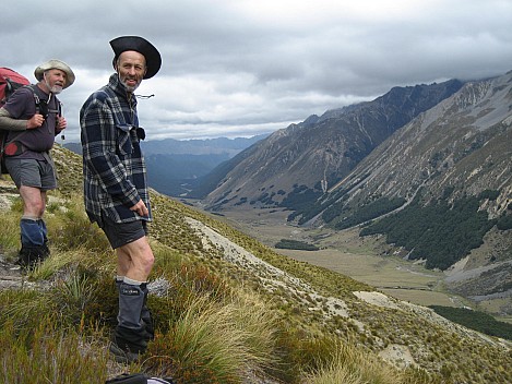 2016-01-07 16.23.20 IMG_2410 Bruce - Simon and Brian view down upper Dingle Burn.jpeg: 2816x2112, 780k (2016 Feb 16 19:25)